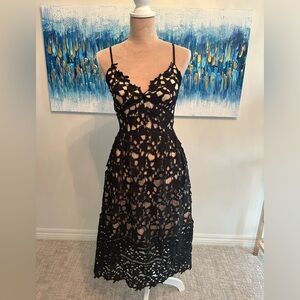 Lace/Nude Midi Dress w/ Pockets!